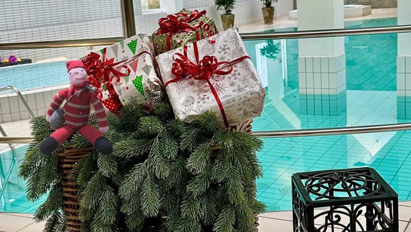 24. december: Kedde med julegaver ved poolen på Enjoy Resorts Rømø