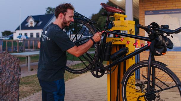 Bike Station i brug på Gammelmark Strand Camping