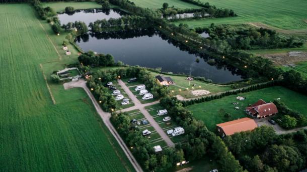 Oversigt over campingpladsen HyggeLake
