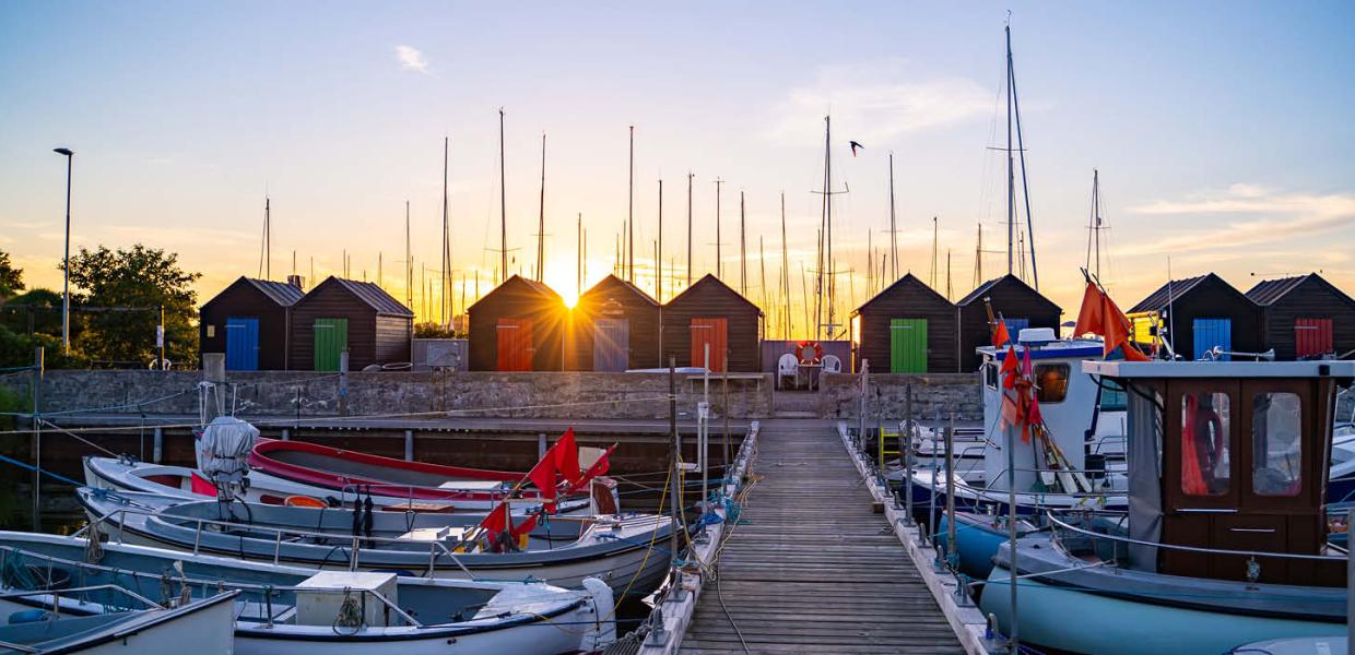 Aftenstemning på havnen i Årøsund