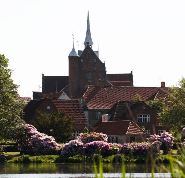 Haderslev Domkirke set fra Haderslev Dam