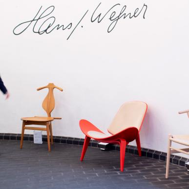 Hans Wegner stole i Vandtårnet i Tønder